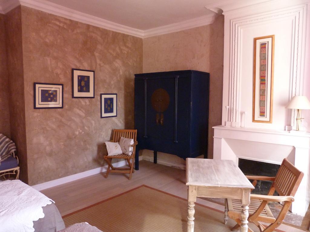 Bed and Breakfast Domaine Des Deux Cedres Gauriac Pokoj fotografie