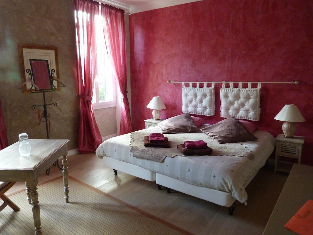 Bed and Breakfast Domaine Des Deux Cedres Gauriac Pokoj fotografie